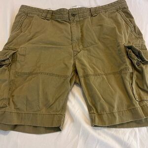 Polo Ralph Lauren Men's Olive Green  Cargo Shorts